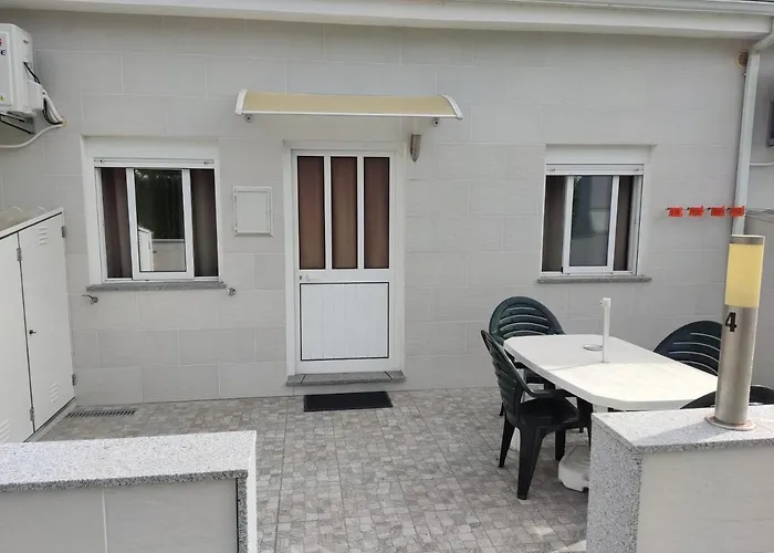 Holiday Home And Weekends, 4